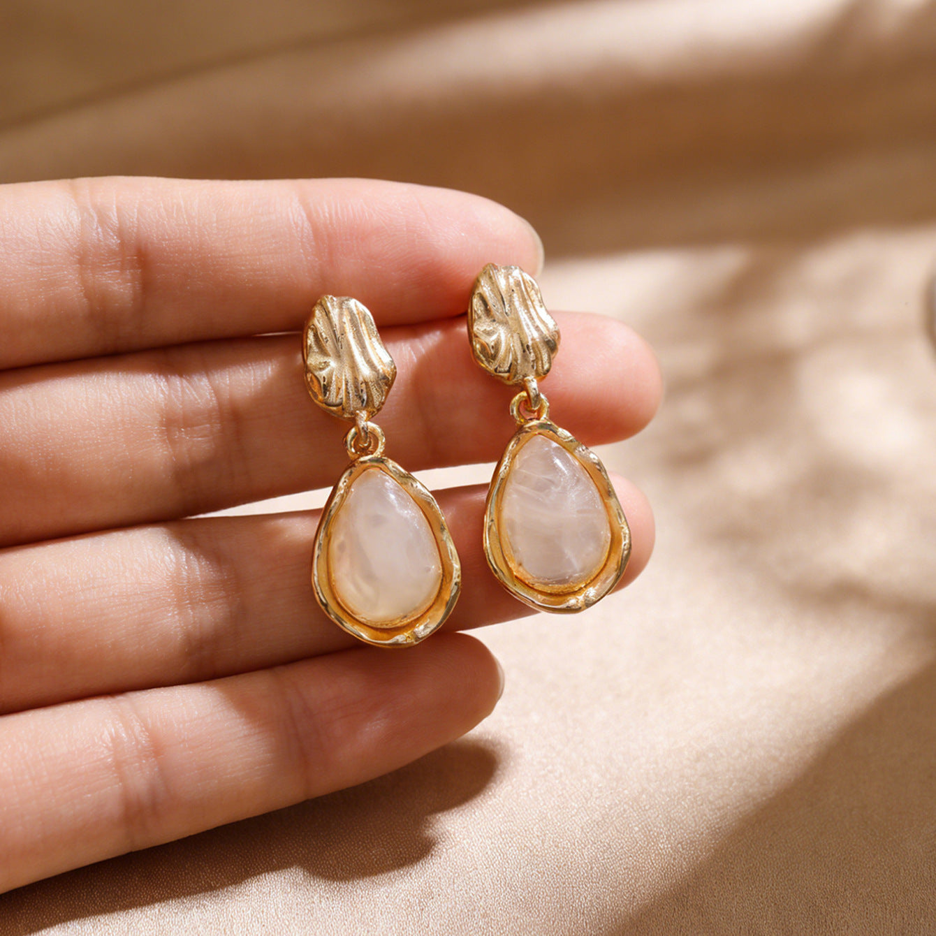 5 Pairs Amber Square Teardrop Earrings