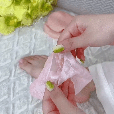 Reusable Silicone Foot-Care Socks for Moisturizing Routines, 2 Pairs