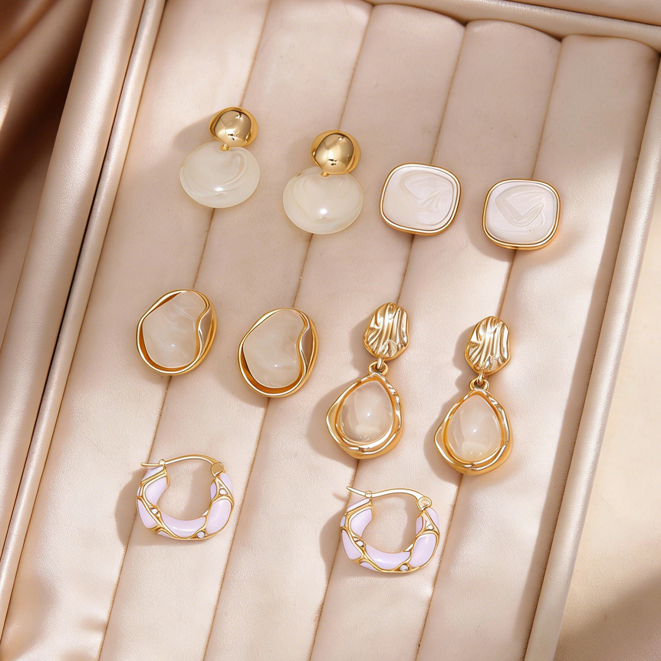 5 Pairs Amber Square Teardrop Earrings