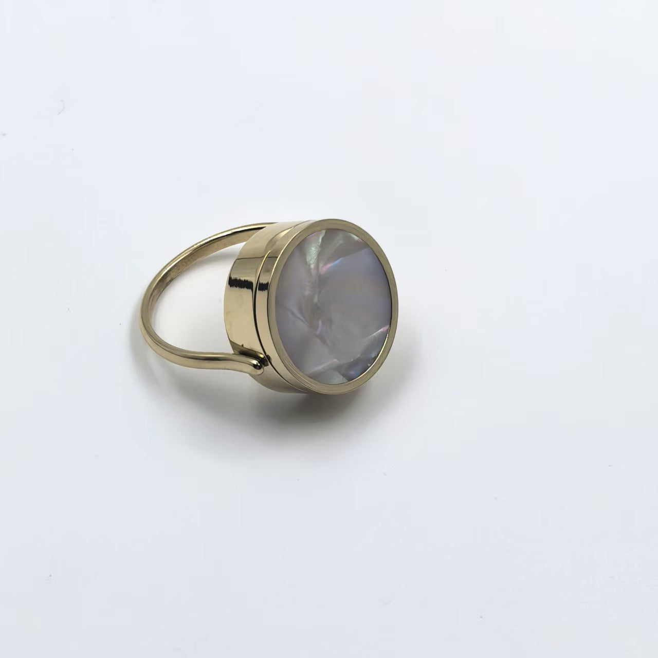 Lip Balm Ring – Refillable Lip Balm Holder