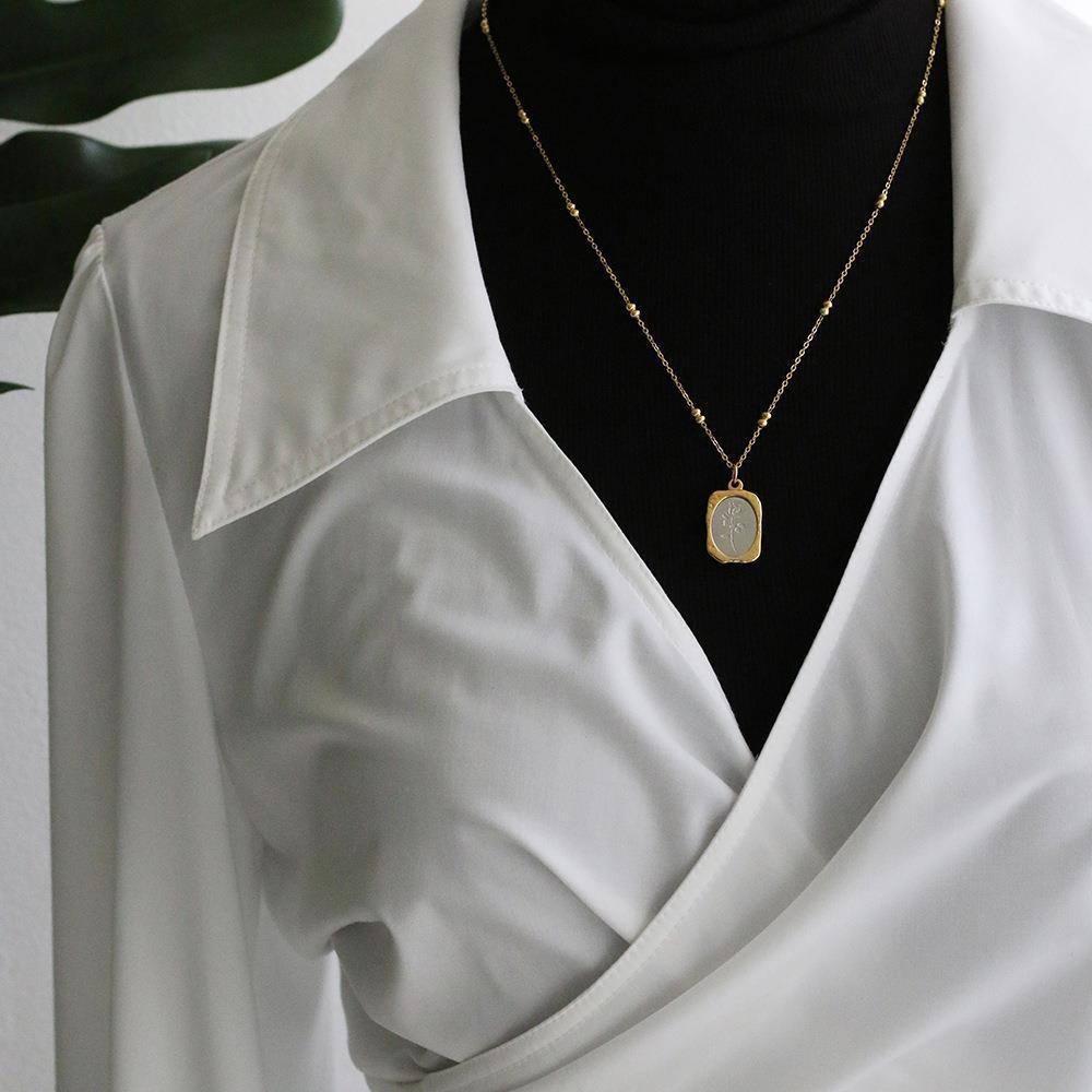 Vintage Floral Mirror Necklace