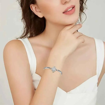 A Bracelet That Celebrates Your Unbreakable Friendship ❤️