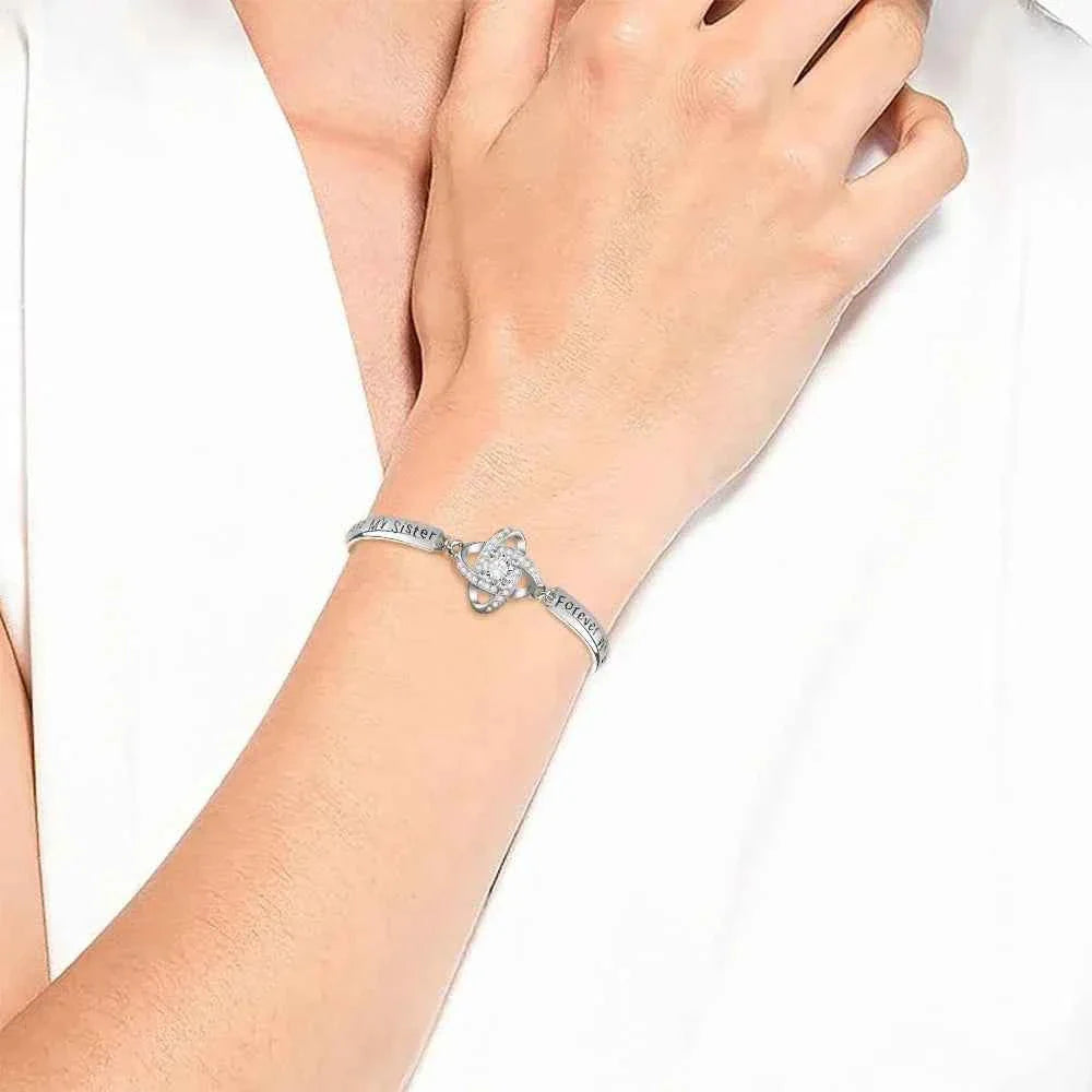 A Bracelet That Celebrates Your Unbreakable Friendship ❤️