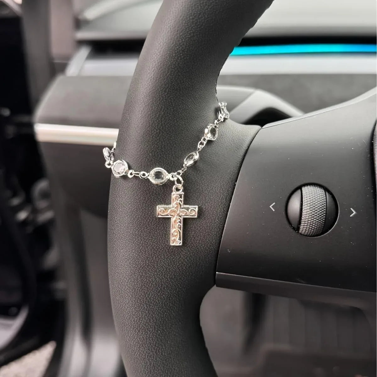 Cross Car Pendant for a Meaningful Everyday Reminder — view 5