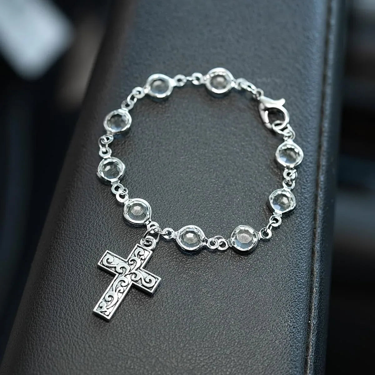 Cross Car Pendant for a Meaningful Everyday Reminder — view 8